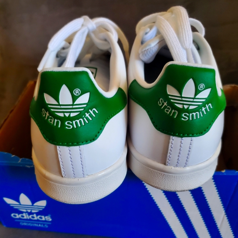 Stan Smith Womens Shoes Size 6 white/green